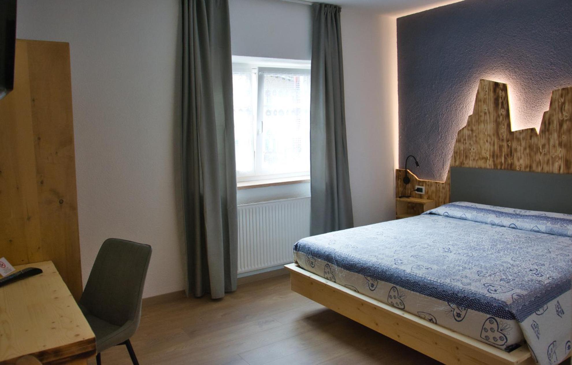 Nes Crepes Hotel Pozza di Fassa