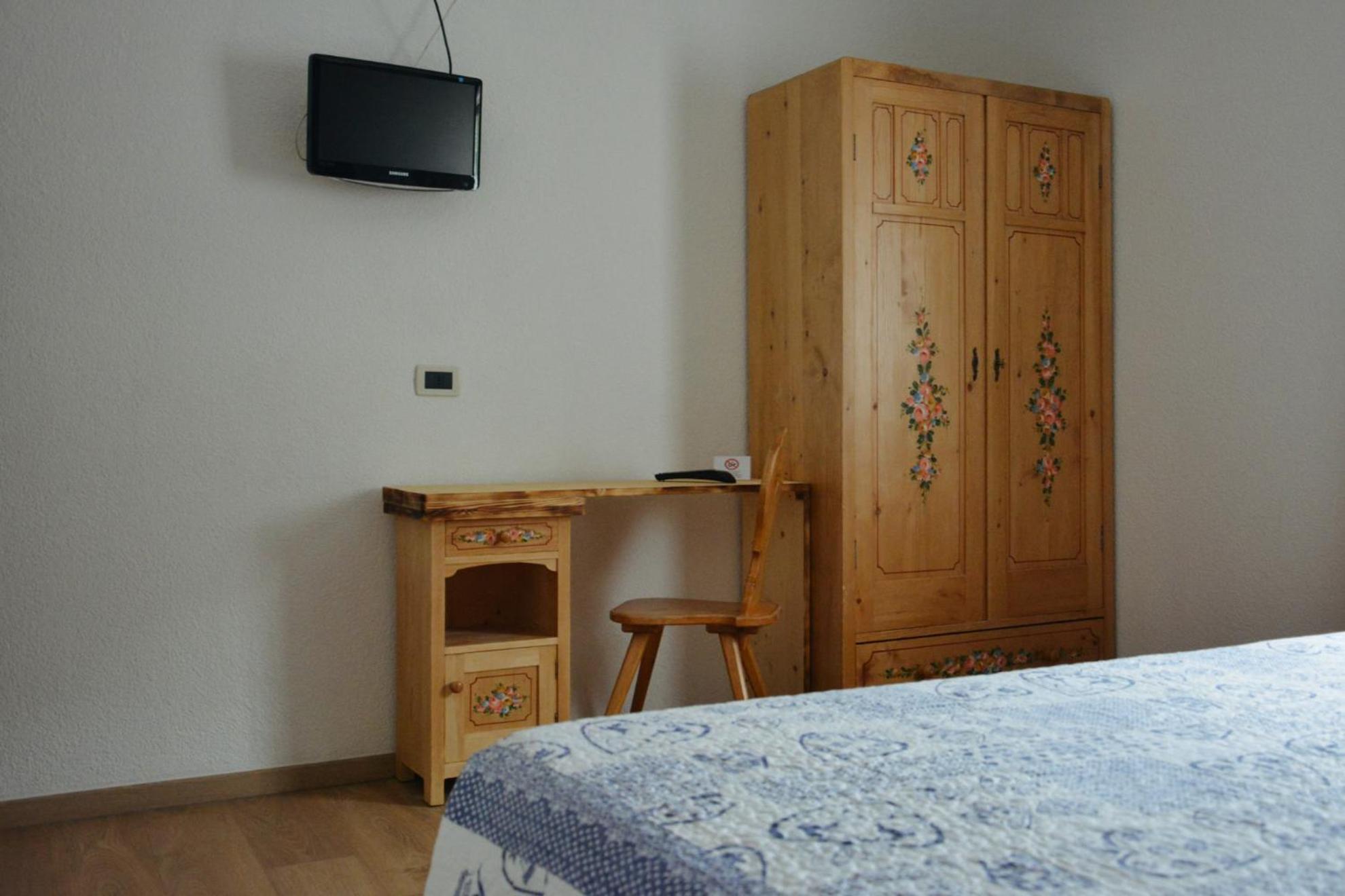 Hotel Nes Crepes Pozza di Fassa