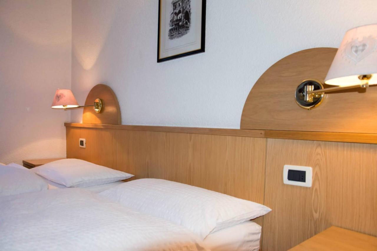Nes Crepes Hotel Pozza di Fassa