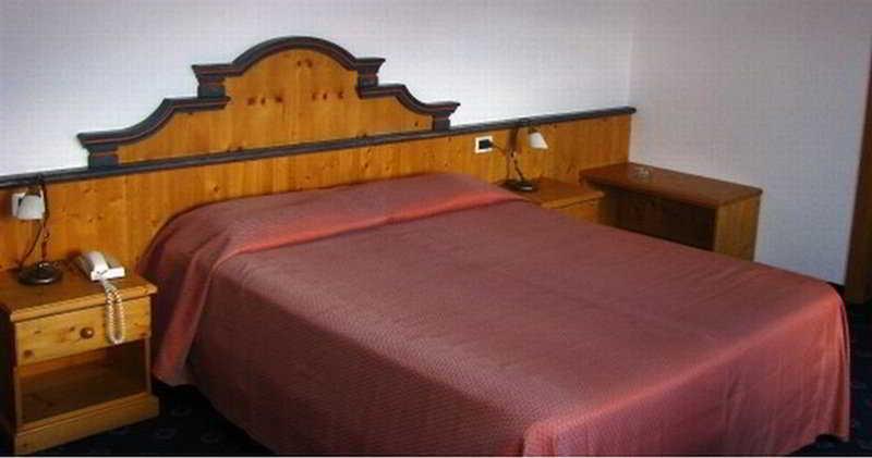 Nes Crepes Hotel Pozza di Fassa